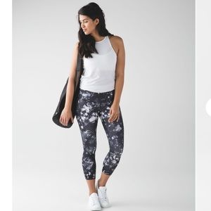 Lululemon Wunder Under Crop Leggings Hi-Rise Dusk Dye White Black Size 4